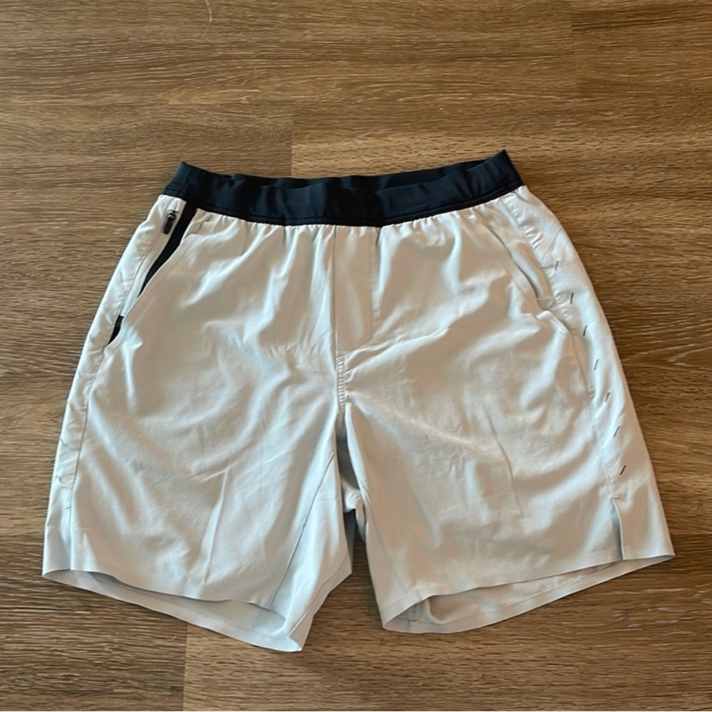 The Interval Short